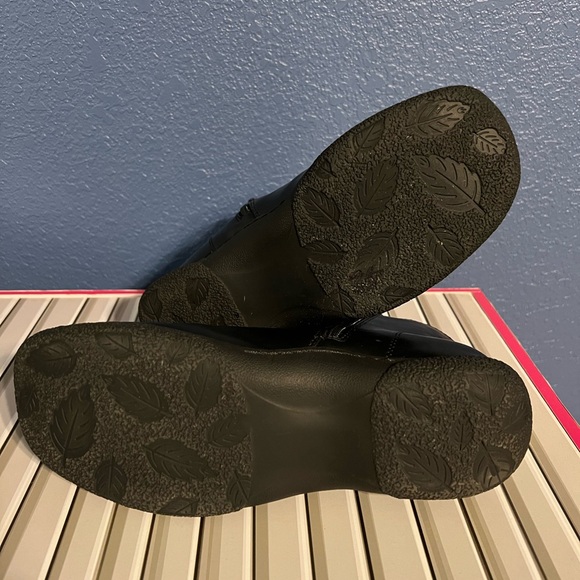 Croft & Barrow Size 7 1/2M Black Boots EUC - Picture 8 of 9